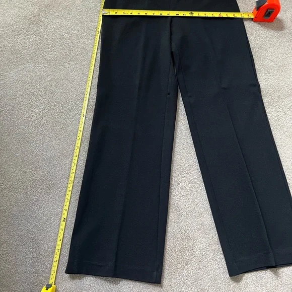 Tahari size 10 side zip black pants - Picture 4 of 6